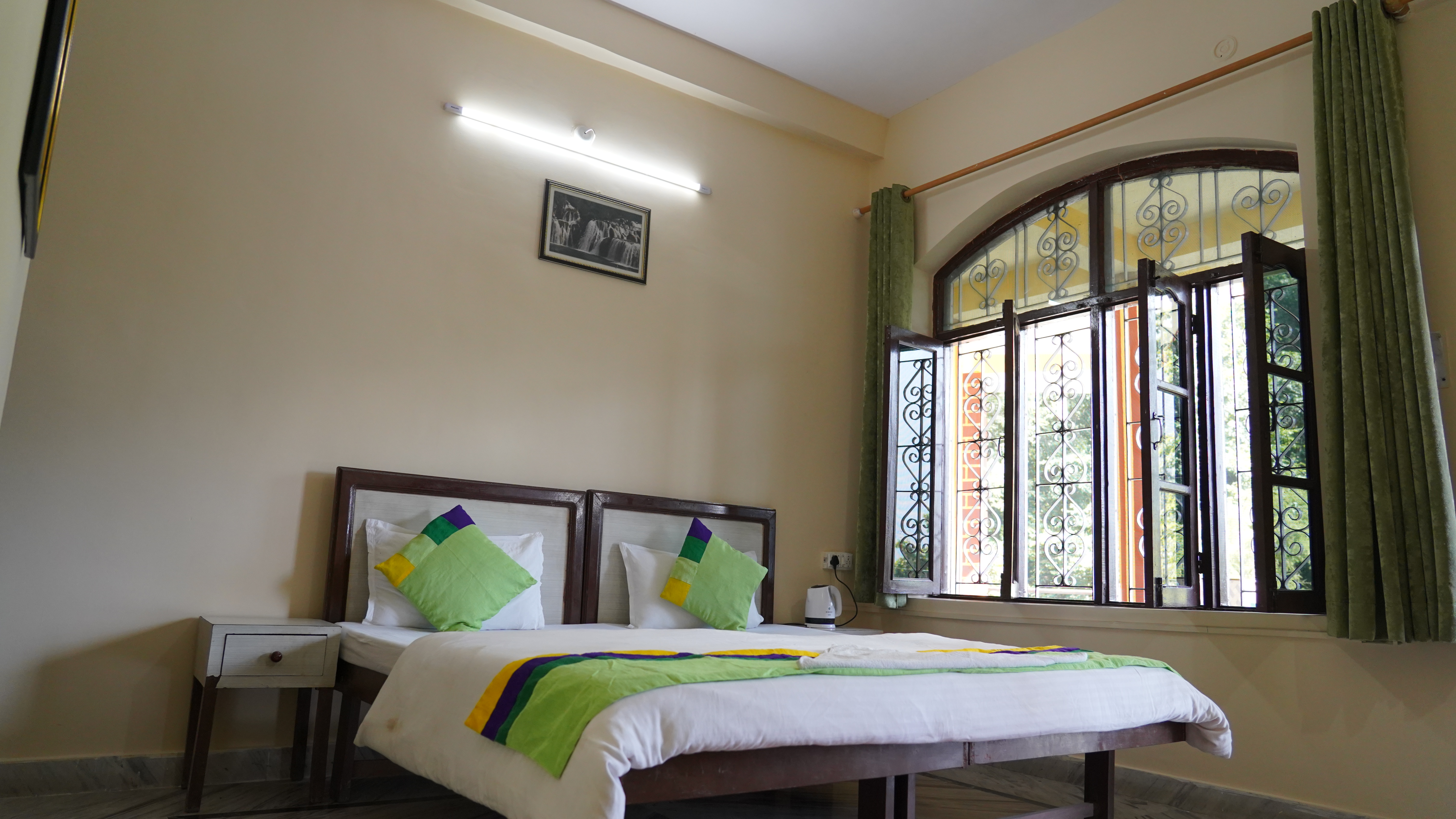 Deluxe Room at Rishikesh Sadan